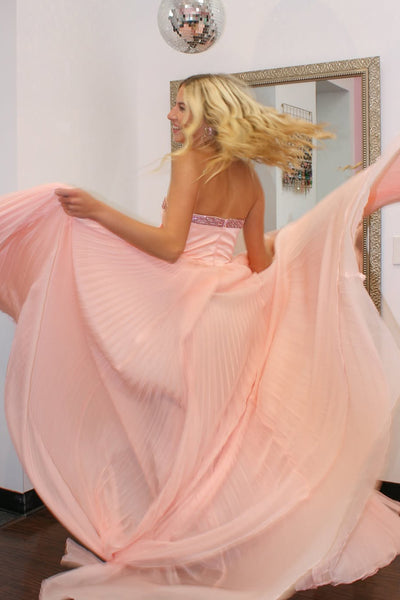 Unique A-Line Sweetheart Pink Pleate Chiffon Long Prom Dress with Beads DM25102205