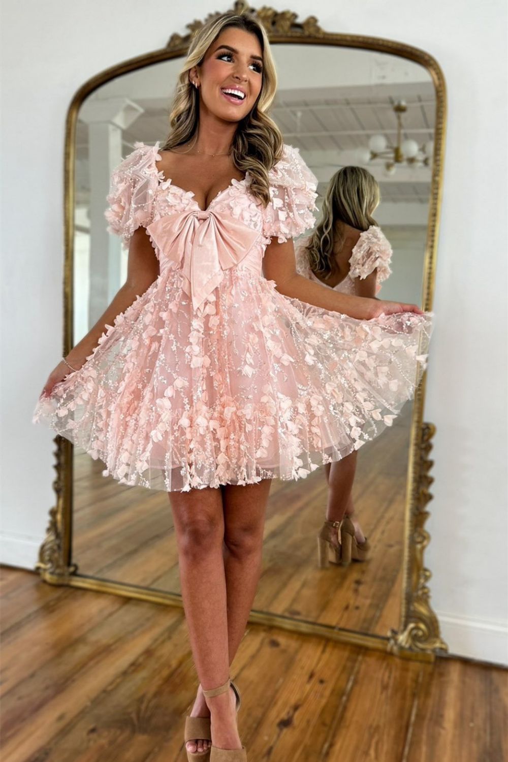 Light Pink Short Sleeves Lace A-Line Short Homecoming Dresses DM24080701