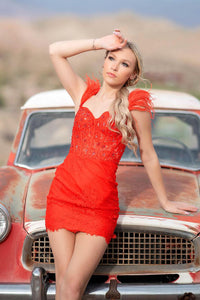 Red Sweetheart Feather Shoulder Short Homecoming Dresses with Beaded MD090909