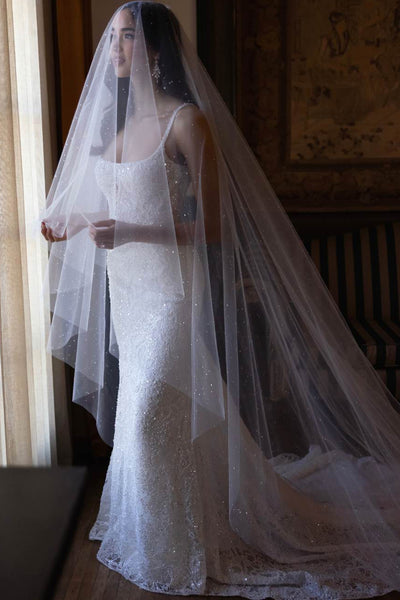 Stunning Mermaid Square Neck White Lace Appliques Wedding Dresses with Beads Sequins DM26103003