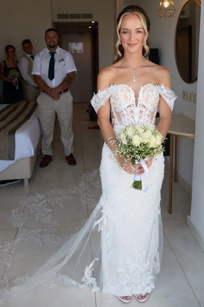 Sheath Off the Shoulder Tulle Lace Wedding Dresses DM26102804
