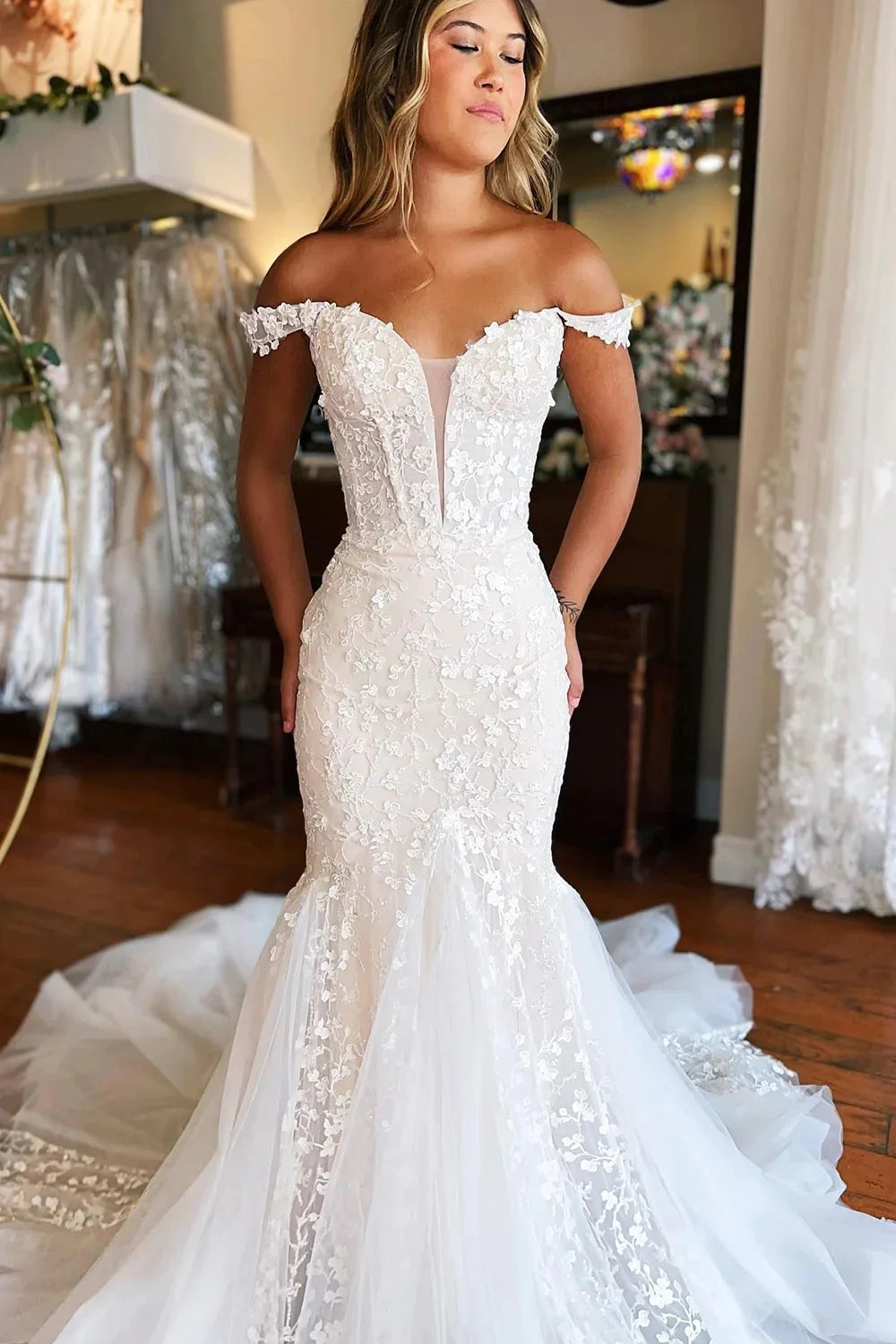 Mermaid White Lace Sweep Train Long Wedding Dress MD111503 Dressmeet Mermaid White Lace Sweep Train Long Wedding Dress MD111503 Dressmeet