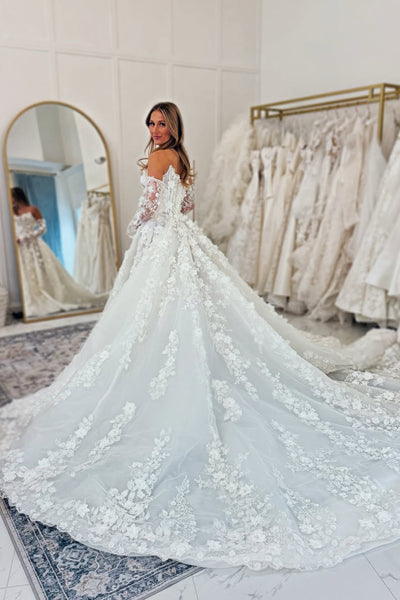 Gorgeous Ball Gown V Neck Lace Tulle Wedding Dress with Appliques DM16021109