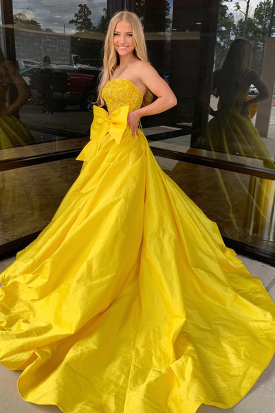 Two Piece Strapless Yellow Satin Appliques Long Prom Dresses with Bow MD4030805