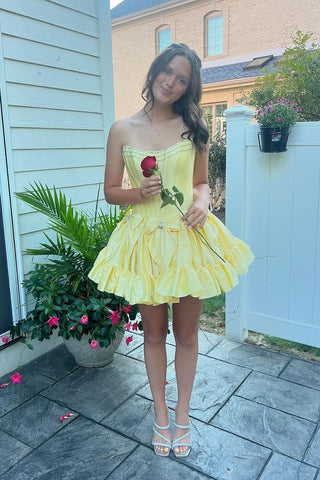 Cute A Line Scoop Neck Yellow Satin Short Homecoming Dresses with Beading MD0902902