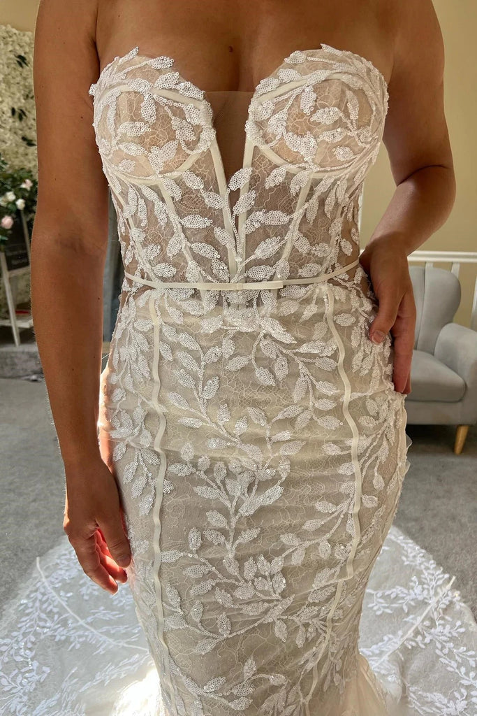 Ivory Lace Strapless Trumpet Long Wedding Dress LDWD3062601 Dressmeet Ivory Lace Strapless Trumpet Long Wedding Dress LDWD3062601 Dressmeet