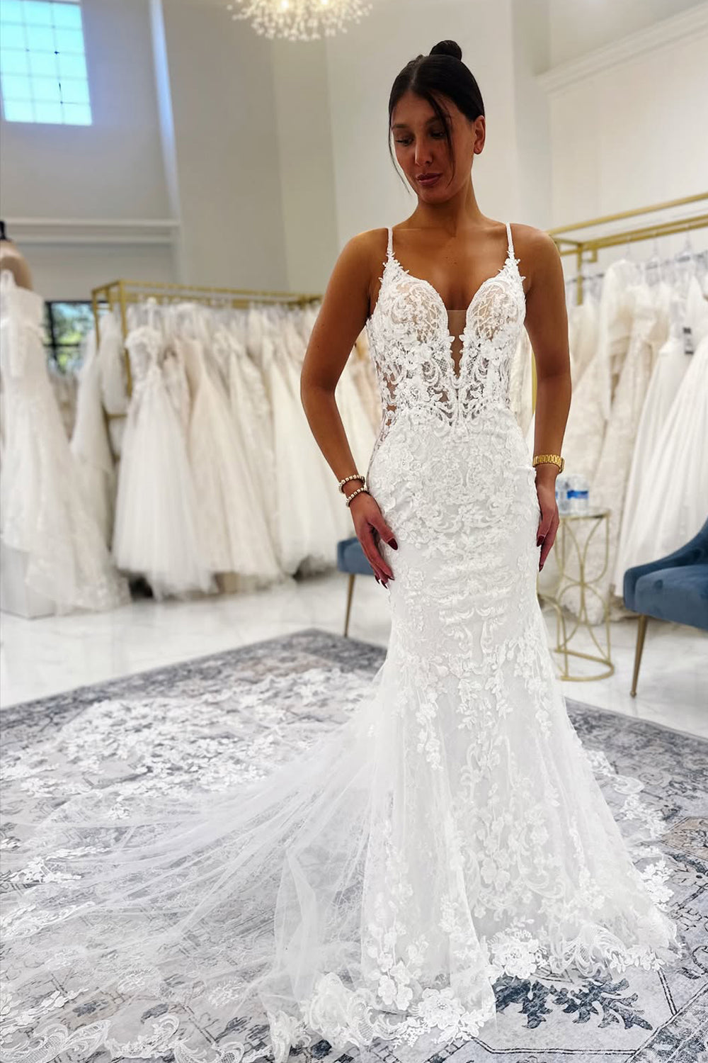 Gorgeous Mermaid V Neck Lace Wedding Dress with Appliques DM1112210
