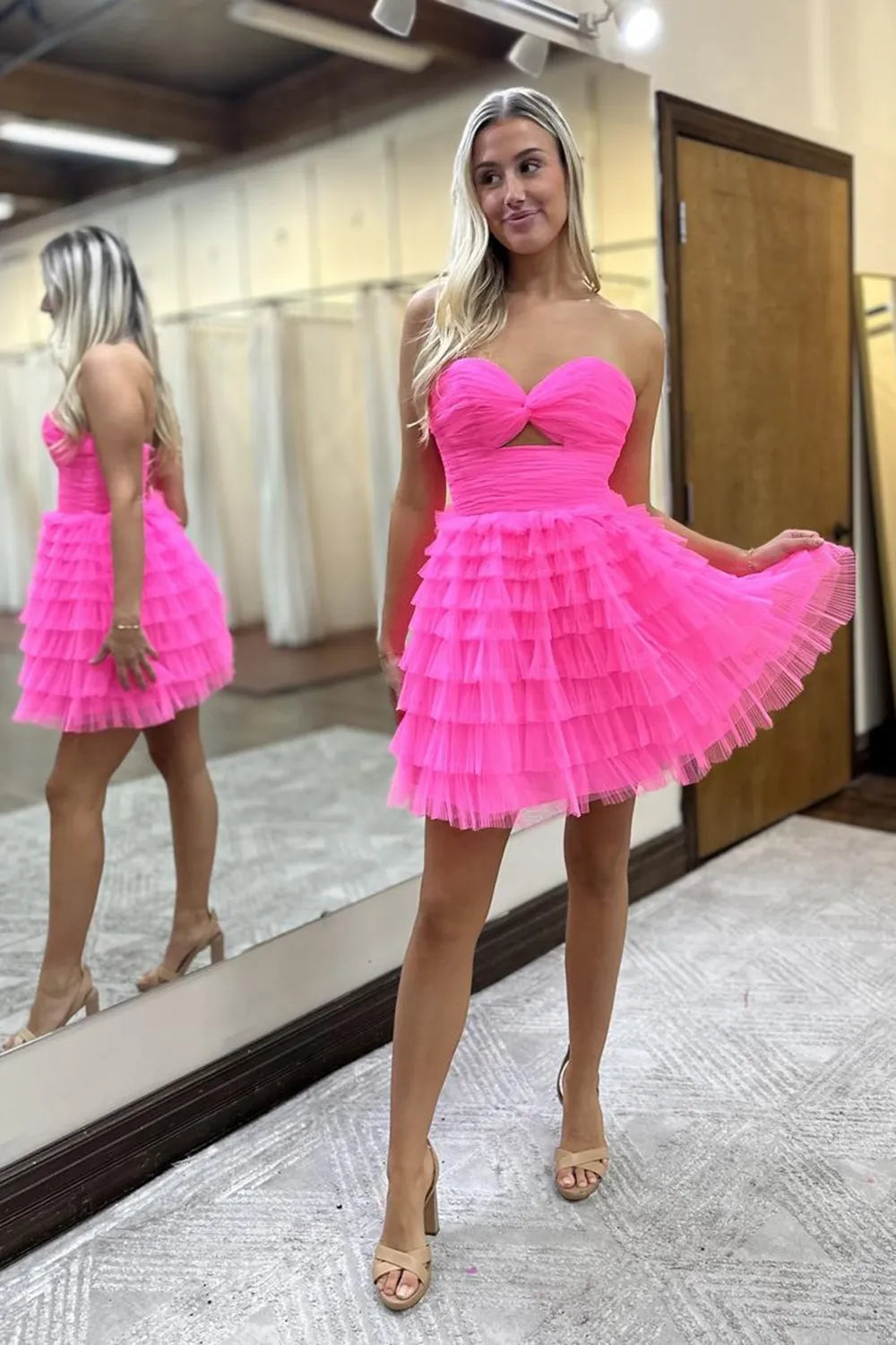 A-Line Sweetheart Pink Ruffle Tiered Tulle Short Homecoming Dress DM24090404