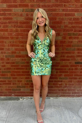 Sage Green V Neck Sequins Short Homecoming Dresses DM24082604