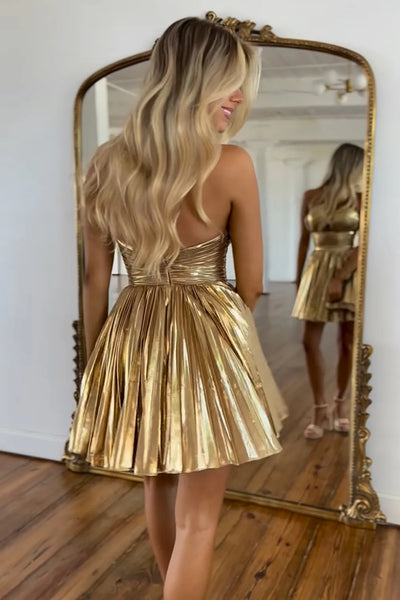 A-Line Halter Keyhole Metallic Gold Short Homecoming Dresses DM24071903