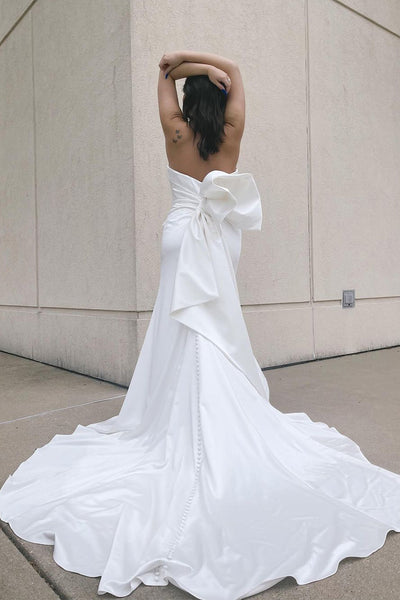 Simple Mermaid Strapless White Satin Wedding Dresses MD4011504