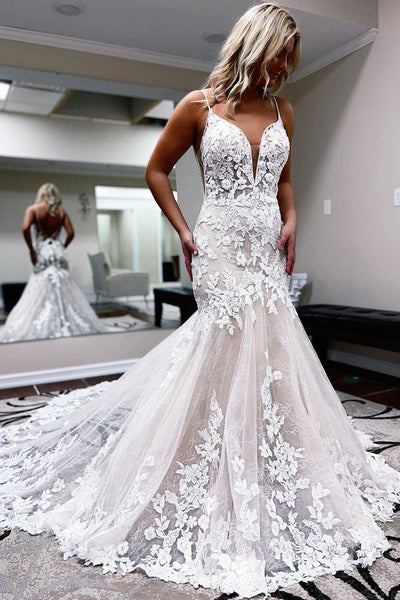 Charming Mermaid V Neck Lace Wedding Dresses with Appliques LDWD3061916