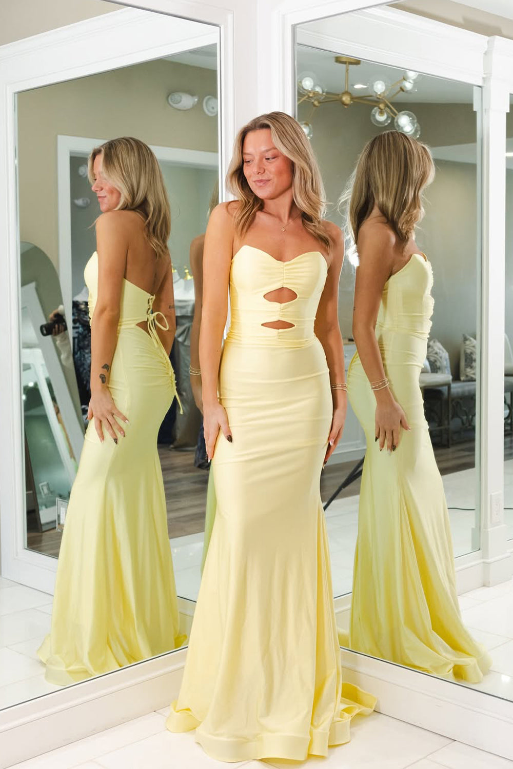 Cute Mermaid Sweetheart Keyhole Daffodil Stretch Satin Prom Dress with Slit DM1111804