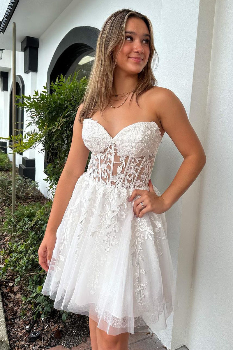 Cute A Line Sweetheart White Tulle Short Homecoming Dress with Appliques MD090805