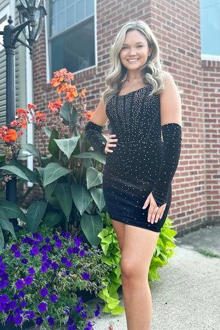 Black Scoop Neck Black Velvet Beaded Short Homecoming Dresses DM24080308